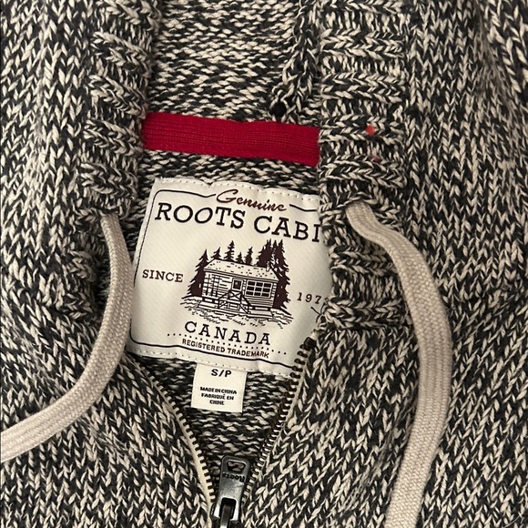 Roots Black and White Zip-Up Sweater - Picture 2 of 3